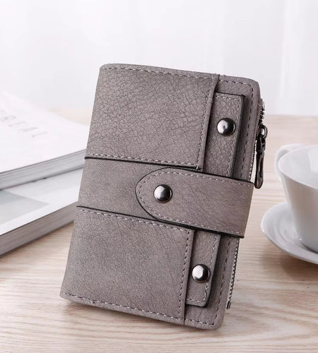 Women Wallet Simple Retro Rivets Short Wallet Coin Purse Card Holders Handbag for Girls Purse Small Wallet Ladies Bolsa Feminina